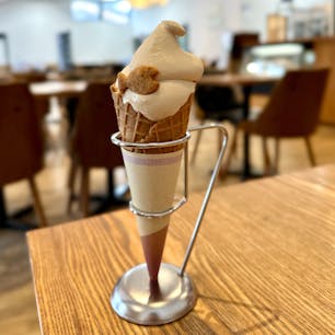 京都　宮津市
道の駅海の京都宮津
味噌ソフト
濃厚で美味しく、お魚クッキーも可愛い^_^