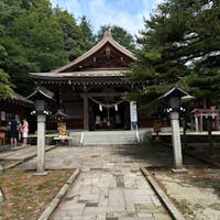 那須温泉神社、見立神社に行ってきました
見立神社に君が代ので歌われてるさざれ石がありました