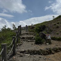 那須岳に行ってきました
あいにくの天気で雲が多く景色はイマイチでした