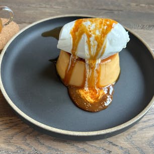 残念ながら、生プリンは完売。
でも、このキャラメルプリンも美味しいですよ♪