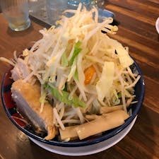 大分発のどか盛りラーメン！太一商店浜線店。
マシマシしたらこんなことなります！