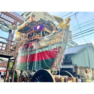 【祇園祭先祭　山鉾巡行　船鉾】
山鉾巡行に向かう前の船鉾