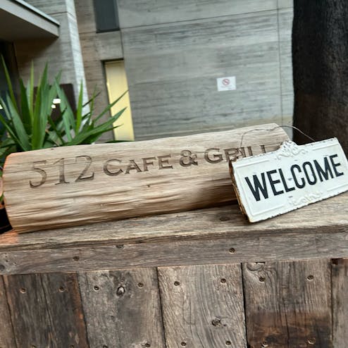 512 Cafe & Grill