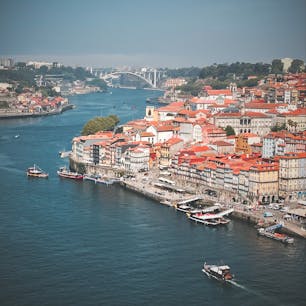 素敵な街です
ただ、坂が多くてつらい〜