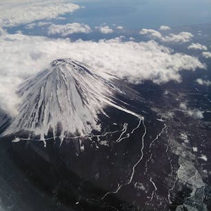 飛行機から見えた富士山✨