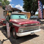 ルート66沿いにある
カーズのモデルになった街