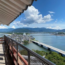 海に面する唐津城は眺めも最高！