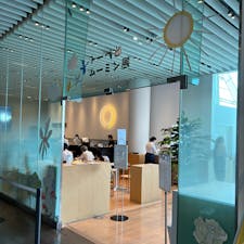 202507
東京　六本木ヒルズ

THE SUN & THE MOON 

ここまできたらご飯もムーミン！
コラボカフェへ
窓からは東京の景色が一望できて素敵でした