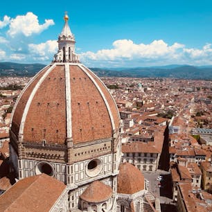 ドゥオモを入れた街の写真が撮りたくて
頑張って鐘楼に登りました
登ったかい有り