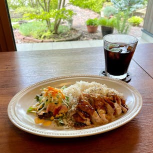 【宮城県・cafe Meraki】

2025年9月9日

#宮城県　#登米市　#cafeMeraki　#蒸し鶏のマスタード醤油ソース　#アイスコーヒー