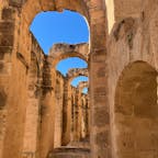 チュニジアのコロッセオ
観客席も残っていて、座って見下ろす景色が最高でした
地下から4階までゆっくり探索できました