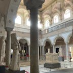 チュニジアのバルト国立博物館はローマ時代等の床に貼られていたモザイクを集めた博物館です。タイルも良かったけど建築も良かったです。
