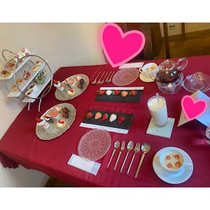 くらしき桃子でアフタヌーンティーが食べられるなんて
知らなかった、、！贅沢🍓🍓