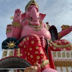 ワット・プローン・アーカート
座っているピンクガネーシャ🐘

ワット・サマーン･ラッタナーラームではない方。