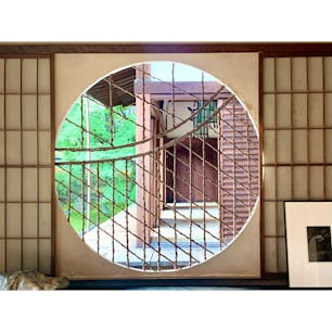 〈光明院③悠刻の窓〉
悠刻の窓と呼ばれる丸窓。
珍しい装飾が施されています。