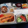 ANA国際線の特別機内食

成田発クアラルンプール行きANA便の機内食いろいろ。事前にオンラインリクエストできる、特別機内食がお気に入りです。
低塩、低脂肪、低グルテンなど、色々ありますが、特におすすめは見た目もリッチな「シーフード」のお食事。ヘルシーなのでおすすめです♪

#inflightmeal #機内食 #特別機内食 #bluemoon