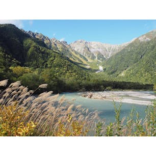 🇯🇵長野県 上高地
うっすら紅葉始まってました🍁