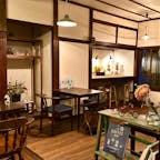 山口県防府市大道
東京でカフェ修行をなさっていたオーナーさまがUターンされ、とても美味しい珈琲とクレープを、本当に素敵な空間の中で提供してくださいます。