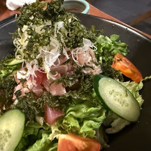 西葛西にある和師（なごし）
人気の居酒屋さん
色々なメニューがあり楽しめました！

その日は和師の隣の隣？のホテルMONdayに宿泊！ディズニーリゾートまでシャトルバスが出ているので、次の日の来園に利用しました。

#西葛西
#和師
#居酒屋
#ホテルMONday