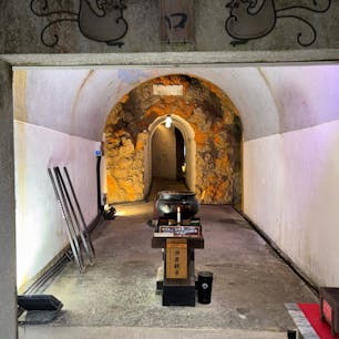 洞窟観音に行って来ました
中に観音像がありとても良かったです