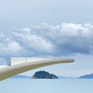 香川
四国水族館

空に続く階段を
見つけました