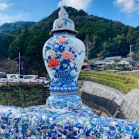 佐賀
鍋島藩窯橋

橋の欄干が伊万里焼
すごい