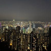 ヴィクトリアピーク
途中でトラム止まってしばらく動かないし
説明もなくて震えたけど、確かに綺麗だった✨
#202508 #s香港