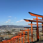 202602
福岡　浮羽
浮羽稲荷神社

最近は観光客の方も多くなってますが
とても景色がよく気持ちのいい場所です

付近にはおしゃれなお店や飲食店もあり
昔から人気があるスポットです