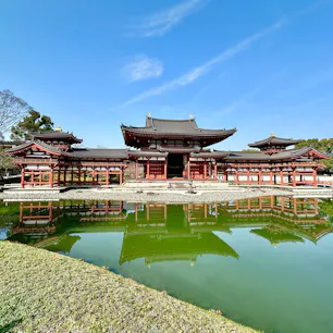 宇治
平等院鳳凰堂

10円玉のデザインはかわりませんね。