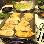 釜山 南浦洞の八色サムギョプサル
豚肉が分厚くて食べ応え十分🐷
8種類の味がたのしい！
サラダもつつみ菜も取り放題で野菜もしっかりとれます