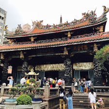 台湾：台北

中でおみくじ？占い？みたいなやつやったけど、結果がよく分からず🤣🤣