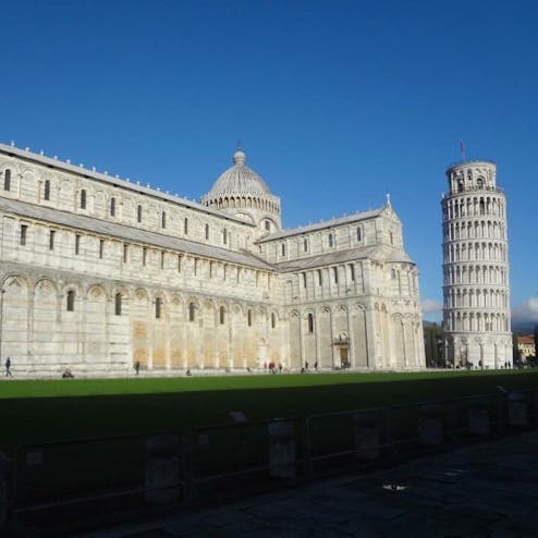 ピサの斜塔(鐘楼)