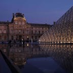 2018.10.7 ルーブル美術館（フランス）
日の入直後で人も少なくて最高でした。
ここは特に記念撮影の押売りやスリに気をつけて下さい。パリの街中に居る街頭アンケートも反応しちゃダメですよ。