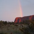 エアーズロック
2年前の珍しい写真です
前日にウルルを登頂し この日は小雨の中 だめもとで 朝日鑑賞へ 
運がいいことに 雨がやみ
虹がかかりました
この土地で誕生日を迎え 素敵なプレゼントをもらった気分でした😊