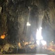 バドゥ洞窟内部:マレーシア🇲🇾
入り込む陽射しが神々しくて、パワースポット感が満載です。
隠れミッキーも発見しました。
