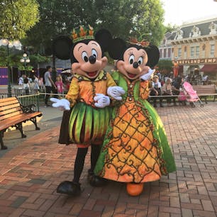 香港ディズニーランド
♡グリーティング天国でした！
キャラクターとたくさん写真撮れて幸せ♡