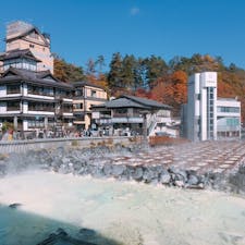草津温泉湯畑♨️
おっきりこみも温泉饅頭も美味しくてよきよき🍴今の時期はもうコートなしだと寒いけど、紅葉がとっても綺麗でした🍁
