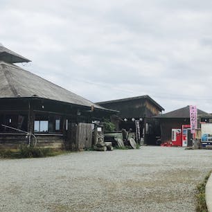 ずーっと行ってみたかった所
やっと行けました。天気が良ければ真正面に富士山ドーン  だったのに
あいにくの曇り空
富士山にお会いできませんでした。
#ほったらかし温泉#山梨