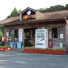 上総中野駅。こじんまりしていますが美しい良い駅です。