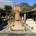 宝福寺の坂本龍馬像