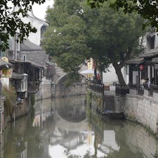 上海近郊にも小さな老街がいくつかあります。
ここは新場古鎮です。