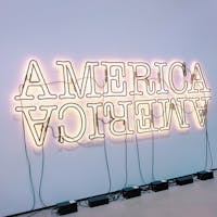 現代美術館【TheBroad】へ♡
無料で観れる事もあって連日大盛況です‼️