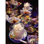 札幌・すすきのにあるミルク村🐄
アイスにいろんな種類のリキュールを
かけて食べるという、大人のアイス🍨
店内の雰囲気もちょっと怪しく？て
種類も多くて楽しい！😊