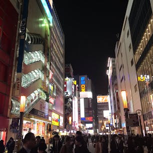 秋葉原電気街の夜景