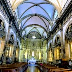メキシコ グアダラハラの旧市街にある古い教会
内装がとても凝っています