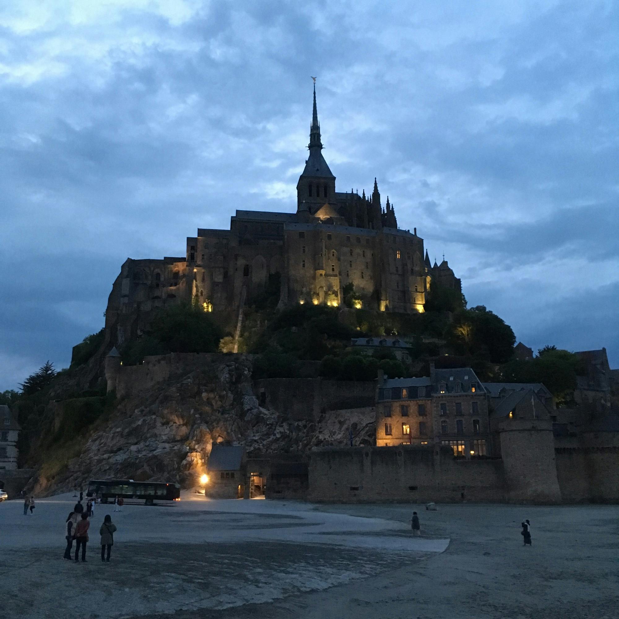モンサンミッシェル Mont Saint Michel の投稿写真 感想 みどころ モンサンミッシェル個人的には島内泊より対岸泊の方がオススメ トリップノート
