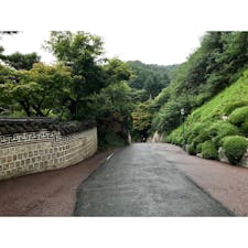 2018年9月2日 #韓国 #Seoul #三清閣
しんくーんと叫びながら坂を下る ☻ 名作のワンシーン ☺︎