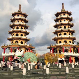 台湾 高雄  龍虎塔 10.8.2018