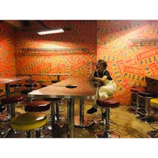 2018年9月2日 #韓国 #Seoul #LAUNDRYPIZZA
有名人も映えねらってくるとこ ☻