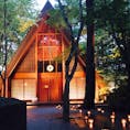 過去の旅です。2018年夏。
軽井沢高原教会です⛪️
この時期ちょうど、サマーキャンドルナイトをやっていて、とても綺麗で感動しました！